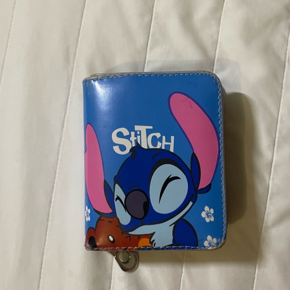 magnetic snap bifold wallet - lilo and stitch - Picture 6 of 6